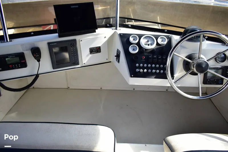 Slide: The Image of Invader Skipjack Flybridge 262 2004 - 15204577