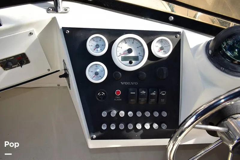 Slide: The Image of Invader Skipjack Flybridge 262 2004 - 15204581