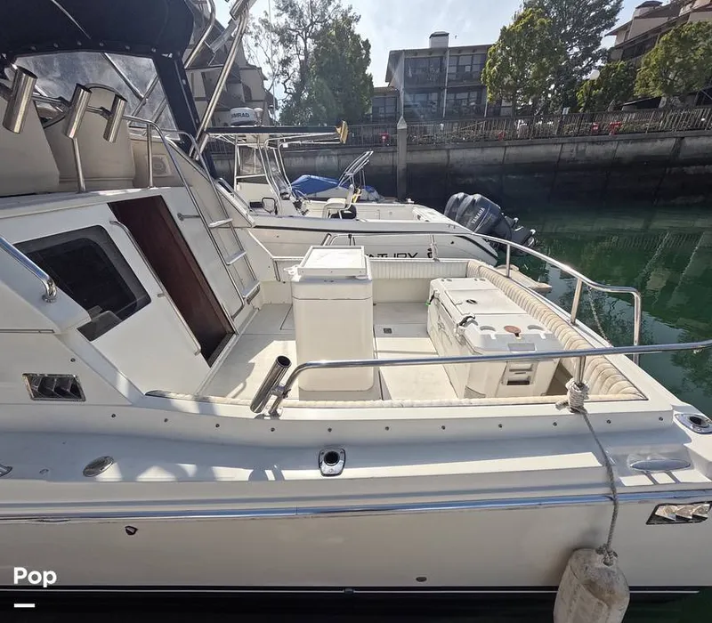 Slide: The Image of Invader Skipjack Flybridge 262 2004 - 15195543