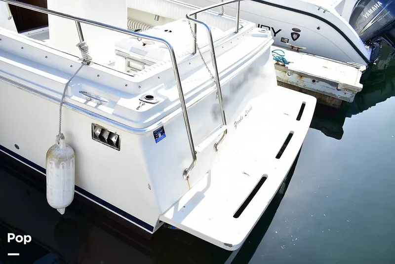 Slide: The Image of Invader Skipjack Flybridge 262 2004 - 15204612