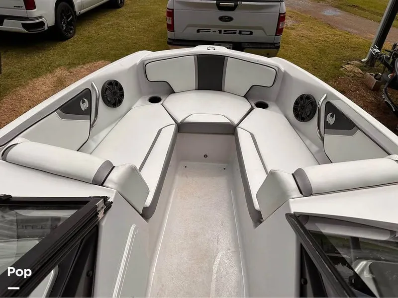 Slide: The Image of Scarab 195 HO 2016 - 16205309