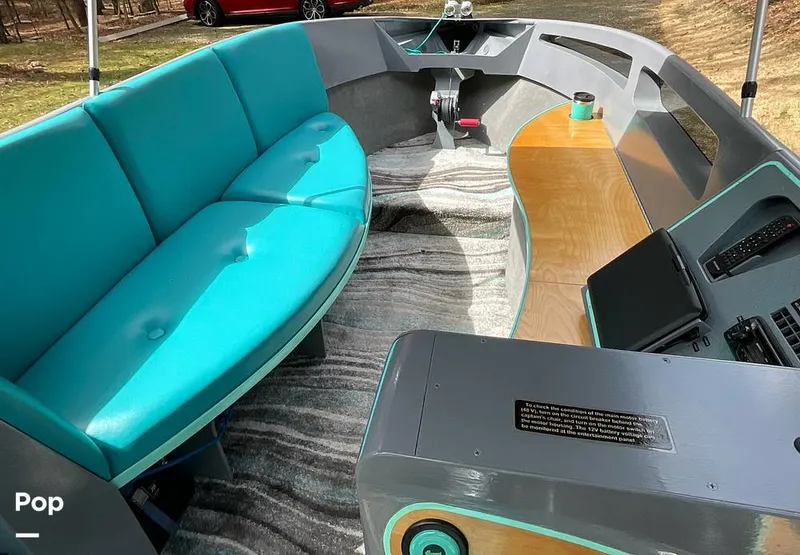 Slide: The Image of Feather Craft 15 1962 - 15212125