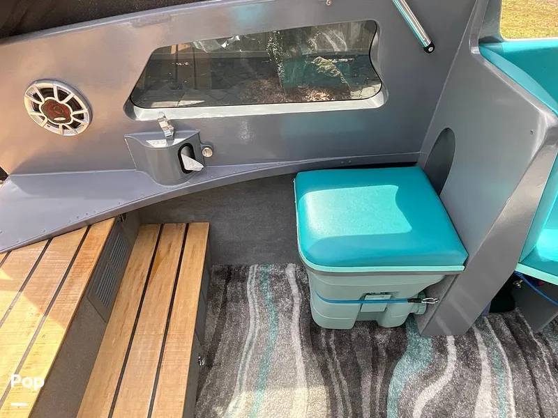 Slide: The Image of Feather Craft 15 1962 - 15212126