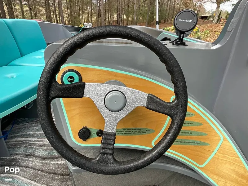 Slide: The Image of Feather Craft 15 1962 - 15212128