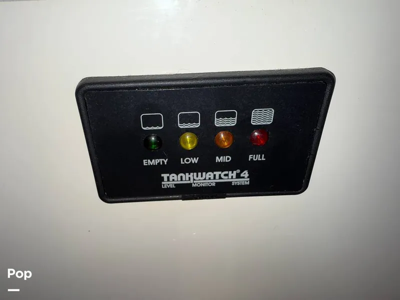 Slide: The Image of Chris-Craft 26 Constellation 2002 - 15928960