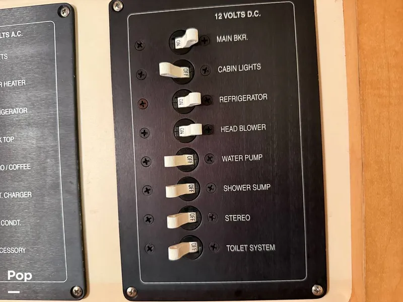 Slide: The Image of Chris-Craft 26 Constellation 2002 - 15928963