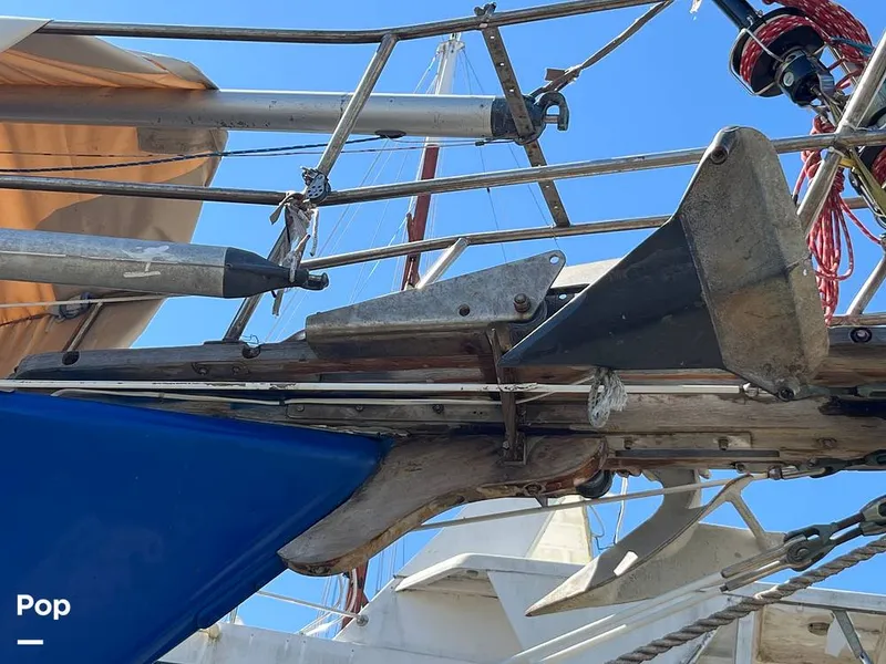 Slide: The Image of Custom Navigateurs J.E.L. Custom 37' 1980 - 15236280