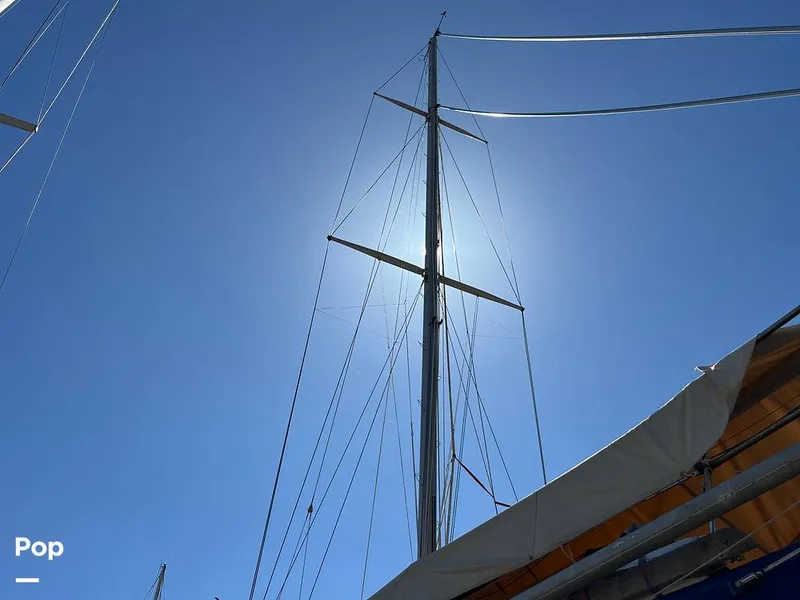 Slide: The Image of Custom Navigateurs J.E.L. Custom 37' 1980 - 15236281