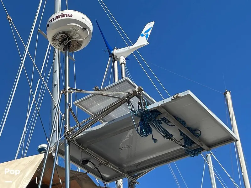 Slide: The Image of Custom Navigateurs J.E.L. Custom 37' 1980 - 15236282