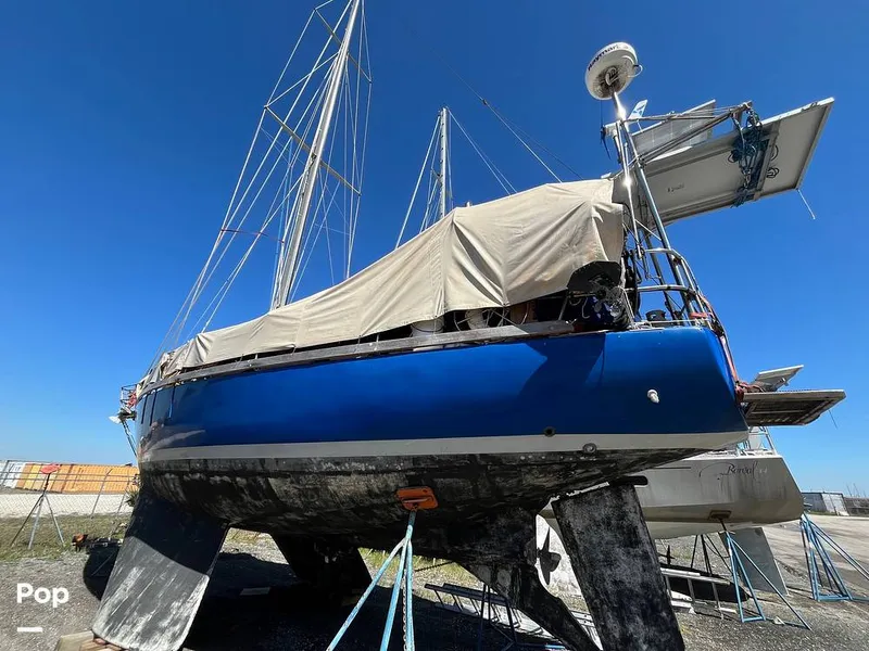 Slide: The Image of 1980 Custom Built Navigateurs J.E.L. Custom 37 - 15236265