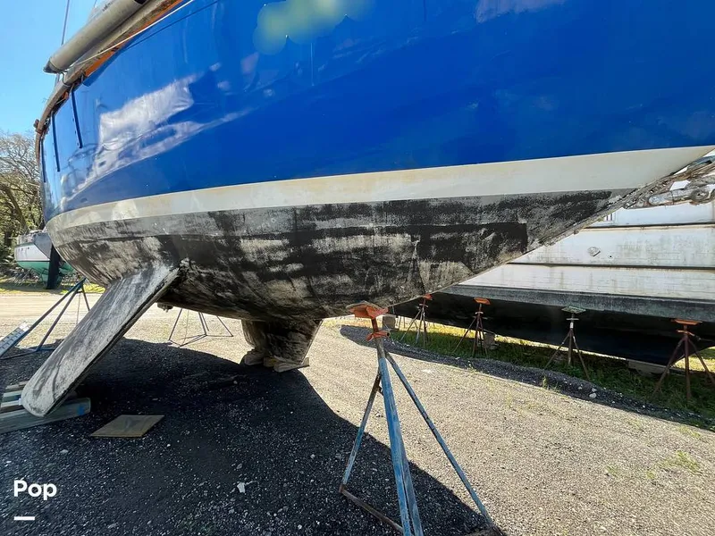 Slide: The Image of 1980 Custom Built Navigateurs J.E.L. Custom 37 - 15236267