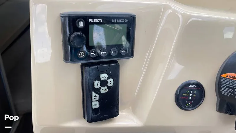 Slide: The Image of Regal 26 XO 2019 - 15410957