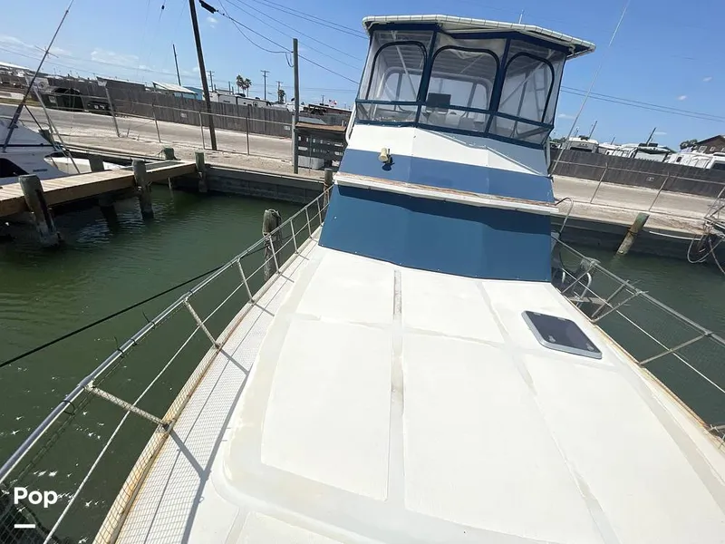 Slide: The Image of Sundeck 42 1984 - 15265974