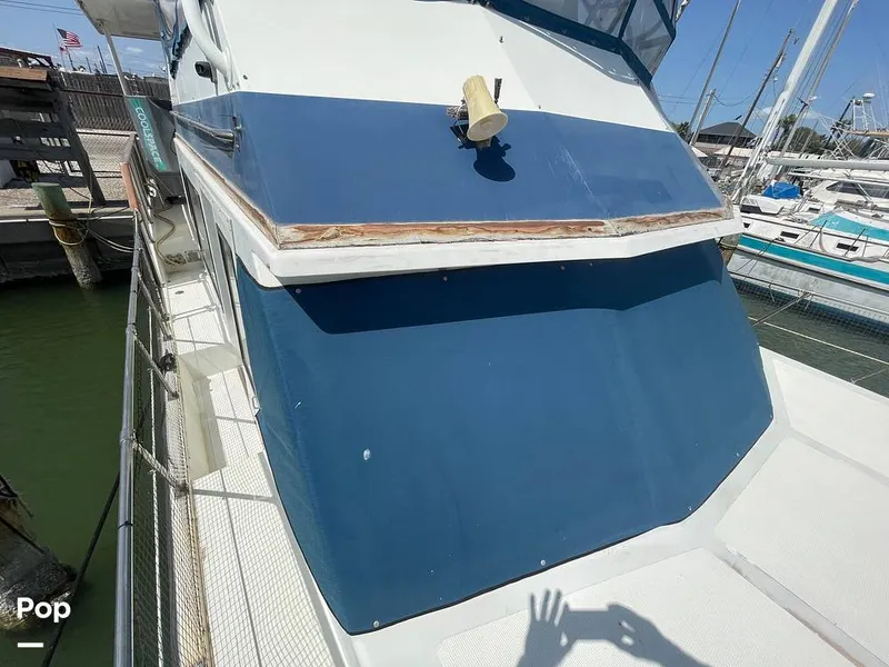 Slide: The Image of Sundeck 42 1984 - 15265980