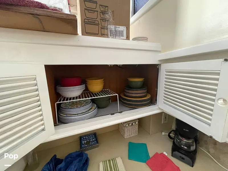 Slide: The Image of Galley Cabinets - 15267683