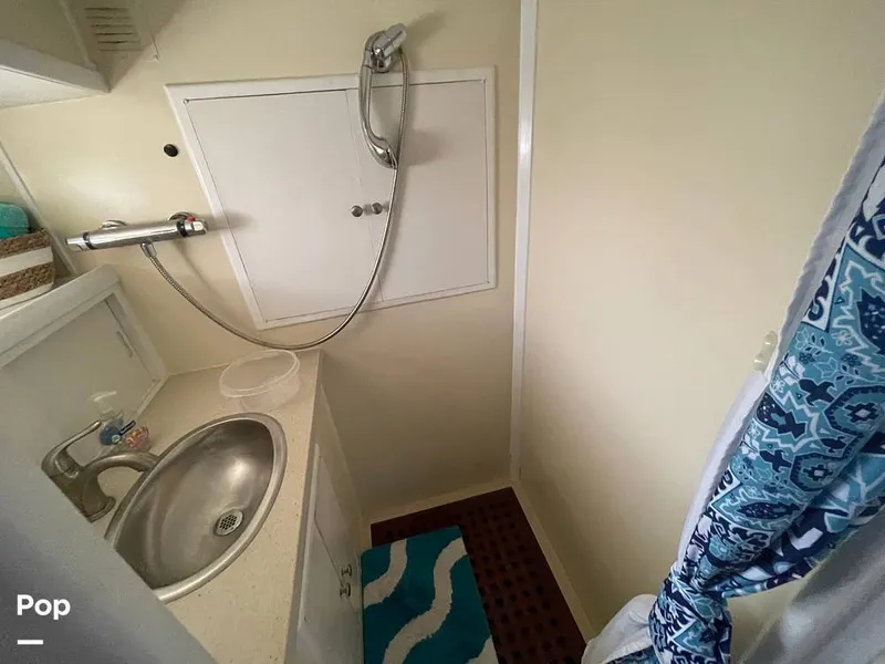 Slide: The Image of Sundeck 42 1984 - 15267856