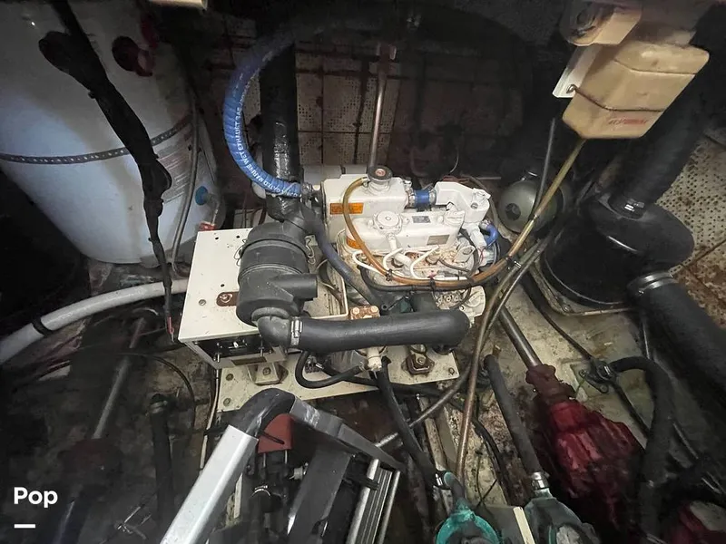 Slide: The Image of Sundeck 42 1984 - 15267974