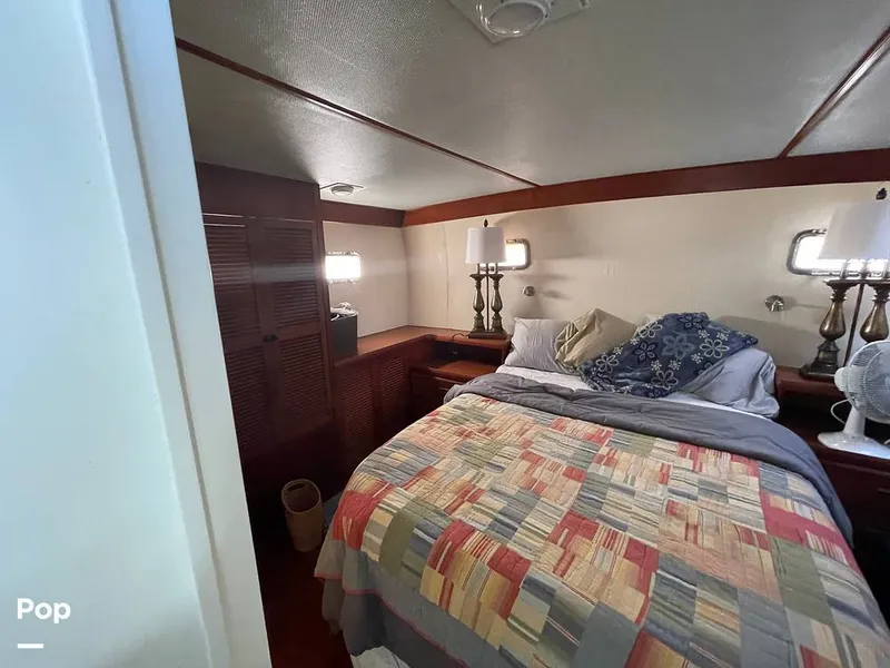 Slide: The Image of State Room - 15210749