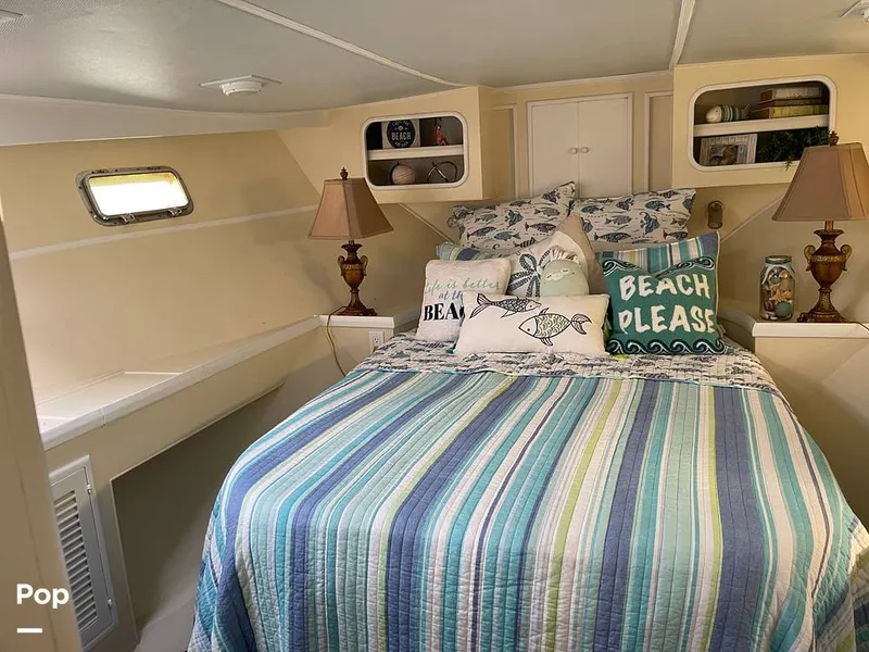 Slide: The Image of 2 State Rooms - 15210666