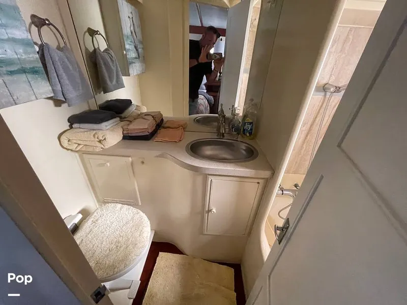 Slide: The Image of Sundeck 42 1984 - 15210756