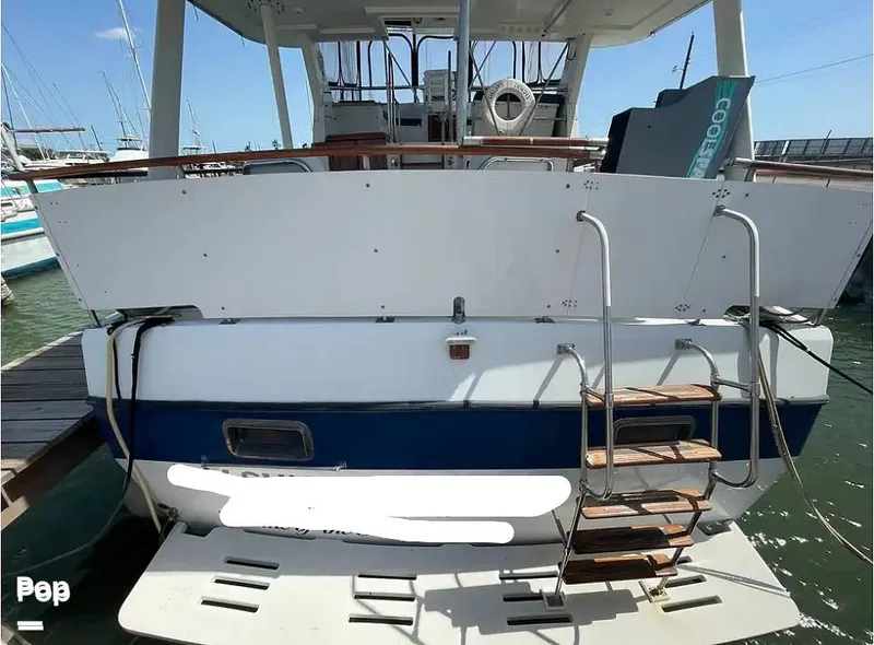 Slide: The Image of Sundeck 42 1984 - 15269999