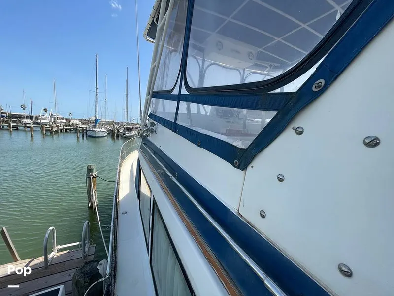 Slide: The Image of Sundeck 42 1984 - 15265967