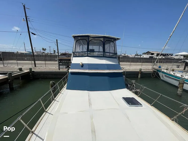 Slide: The Image of Sundeck 42 1984 - 15265973