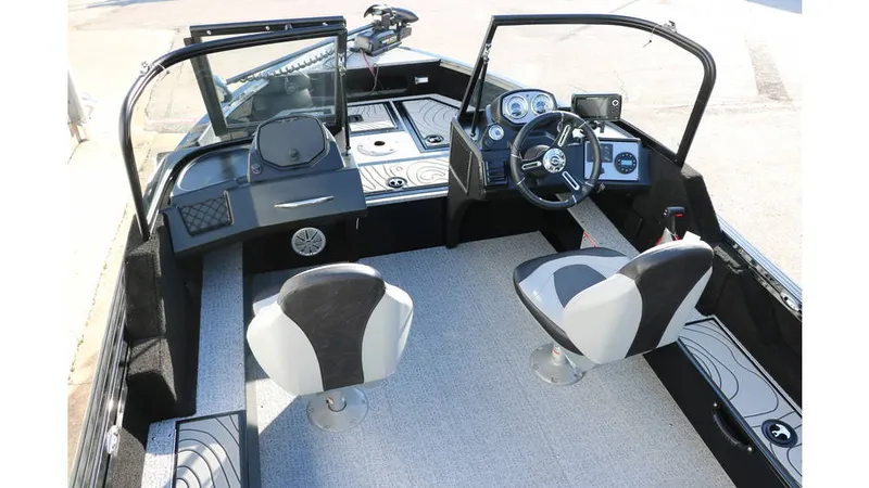 Slide: The Image of Smoker Craft Excursion 166 DC 2025 - 15