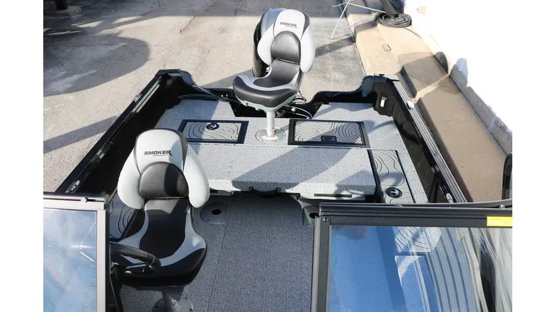 Slide: The Image of Smoker Craft Excursion 166 DC 2025 - 24