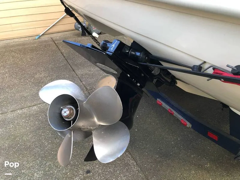 Slide: The Image of Rinker 232 Captiva 2001 - 15209739