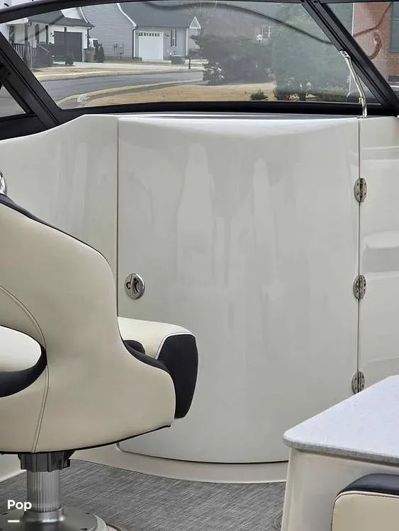 Slide: The Image of Stingray 231 DC 2023 - 15206835