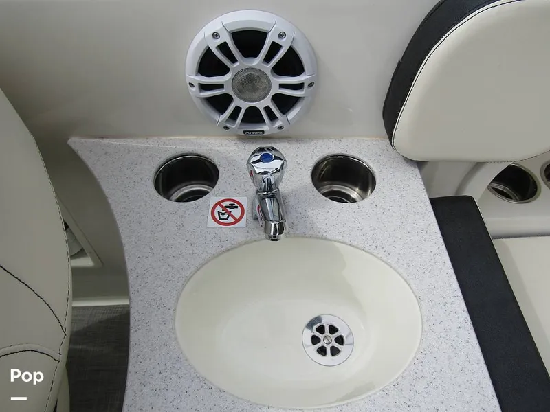 Slide: The Image of Stingray 231 DC 2023 - 15236104