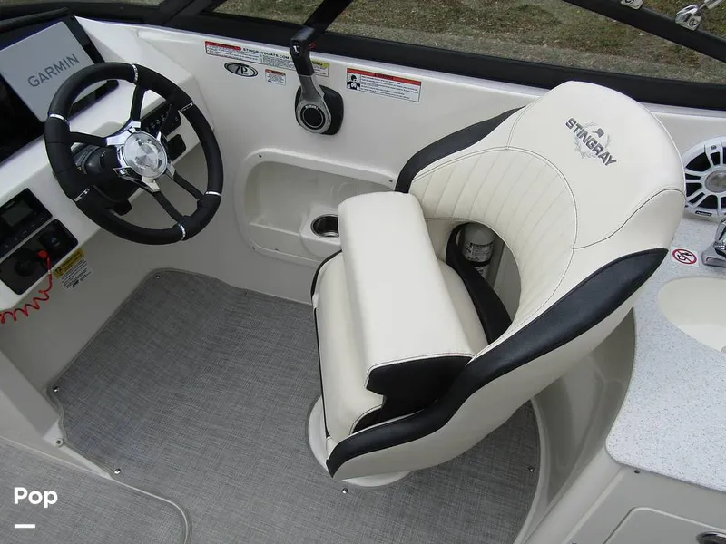 Slide: The Image of Stingray 231 DC 2023 - 15236116