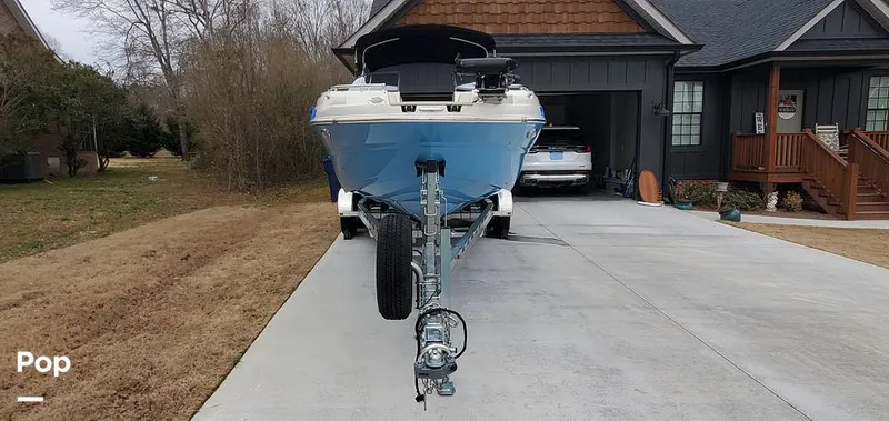 Slide: The Image of Stingray 231 DC 2023 - 15238646