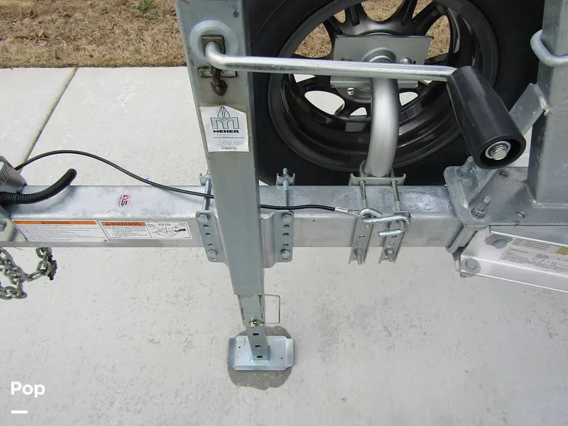 Slide: The Image of Stingray 231 DC 2023 - 15235931