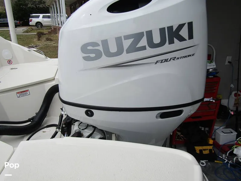 Slide: The Image of Stingray 231 DC 2023 - 15235982