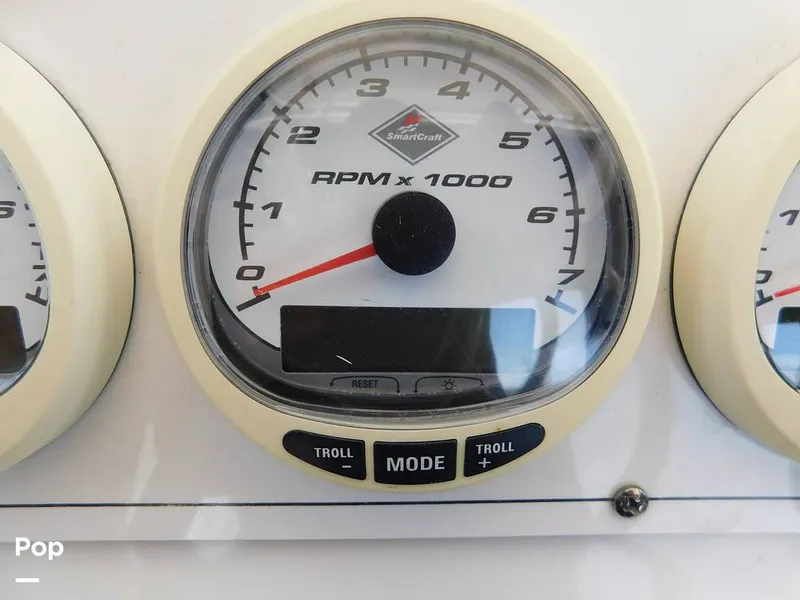 Slide: The Image of Tachometer - 15389912