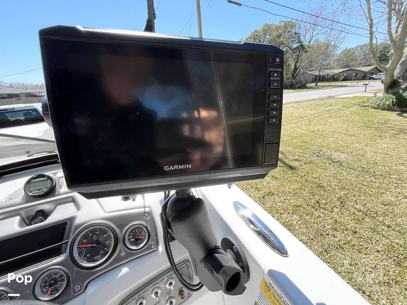 Slide: The Image of GPS / Fishfinder - 15233534