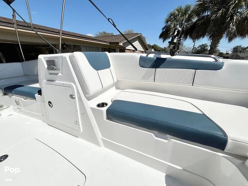 Slide: The Image of Bow Seating - 15233514