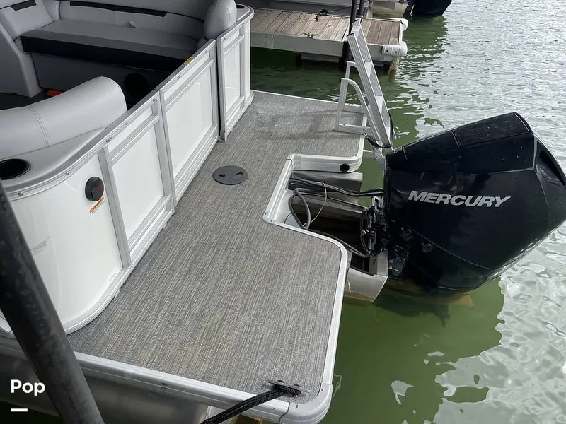 Slide: The Image of Godfrey Sweetwater 2286SB 2024 - 15214140