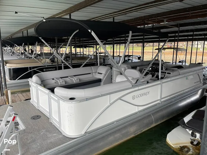 Slide: The Image of Godfrey Sweetwater 2286SB 2024 - 15214147