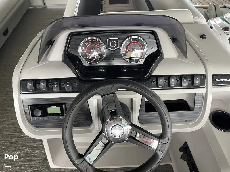 Slide: The Image of Godfrey Sweetwater 2286SB 2024 - 15214151