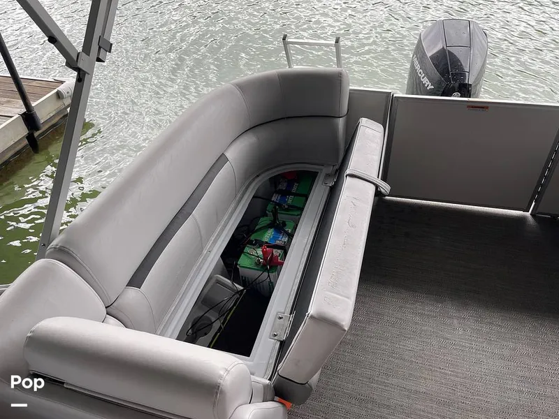 Slide: The Image of Godfrey Sweetwater 2286SB 2024 - 15214165