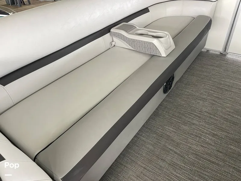 Slide: The Image of Godfrey Sweetwater 2286SB 2024 - 15214176