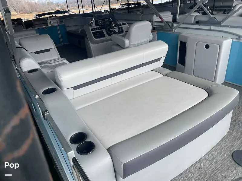 Slide: The Image of Godfrey Sweetwater 2286SFL 2024 - 15213979