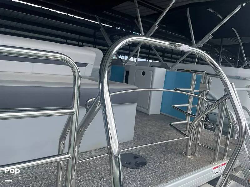 Slide: The Image of Godfrey Sweetwater 2286SFL 2024 - 15213978