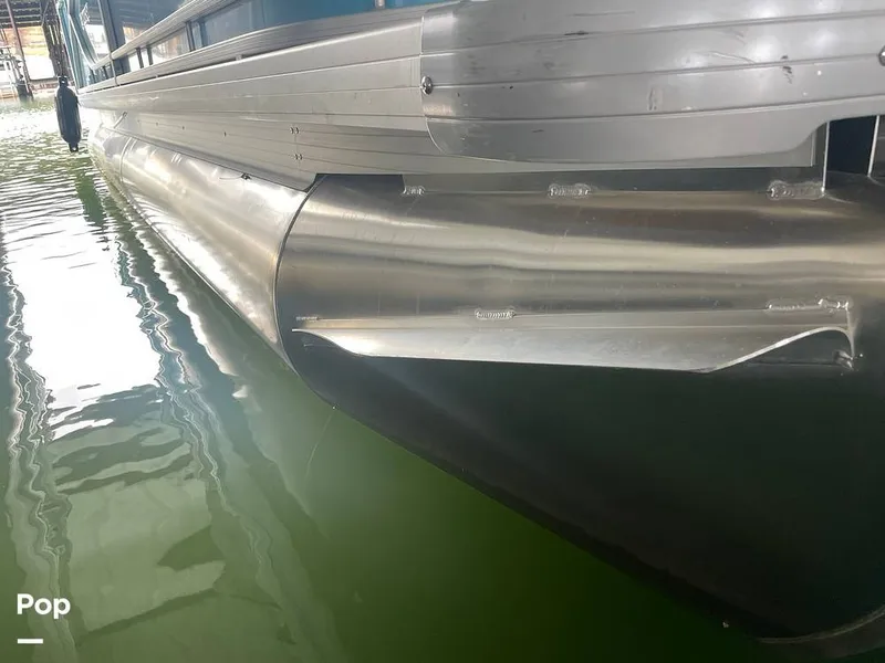 Slide: The Image of Godfrey Sweetwater 2286SFL 2024 - 15213986