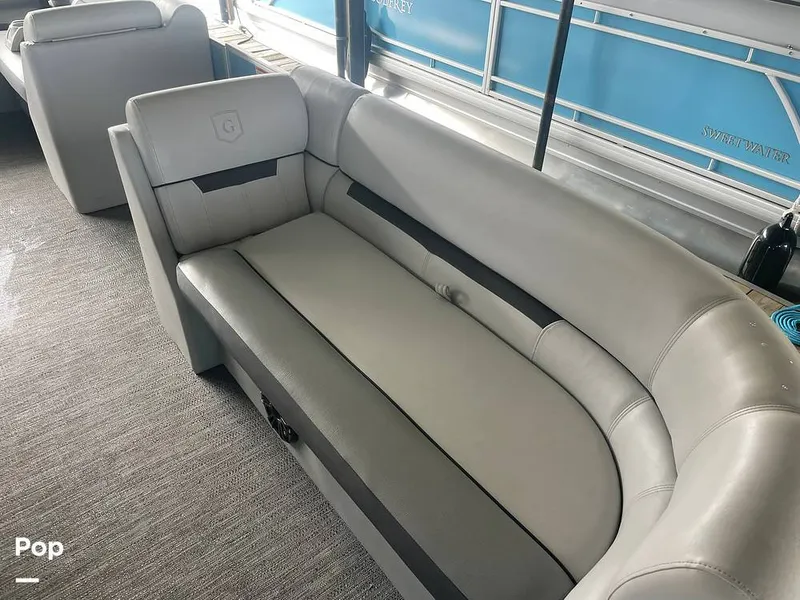 Slide: The Image of Godfrey Sweetwater 2286SFL 2024 - 15213989