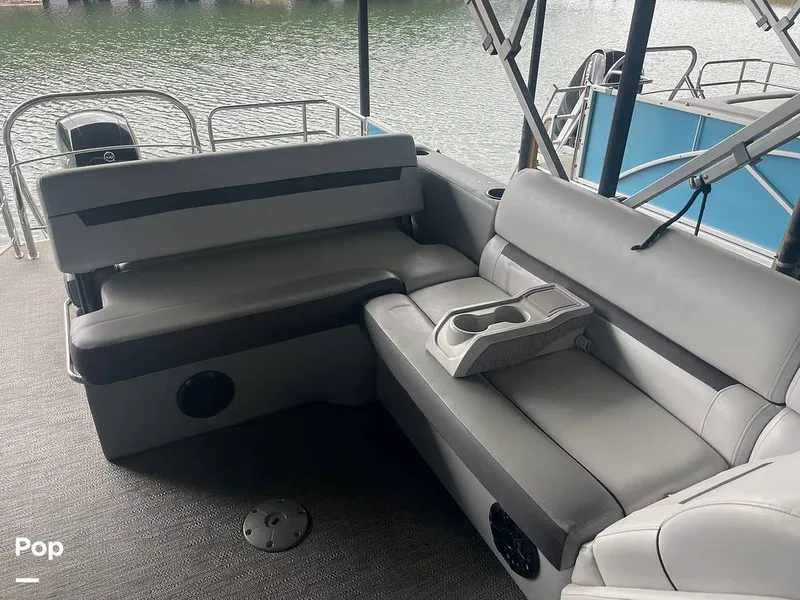 Slide: The Image of Godfrey Sweetwater 2286SFL 2024 - 15213993