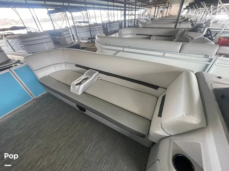 Slide: The Image of Godfrey Sweetwater 2286SFL 2024 - 15214003